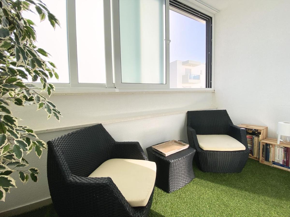White 5 Appartement Split Buitenkant foto